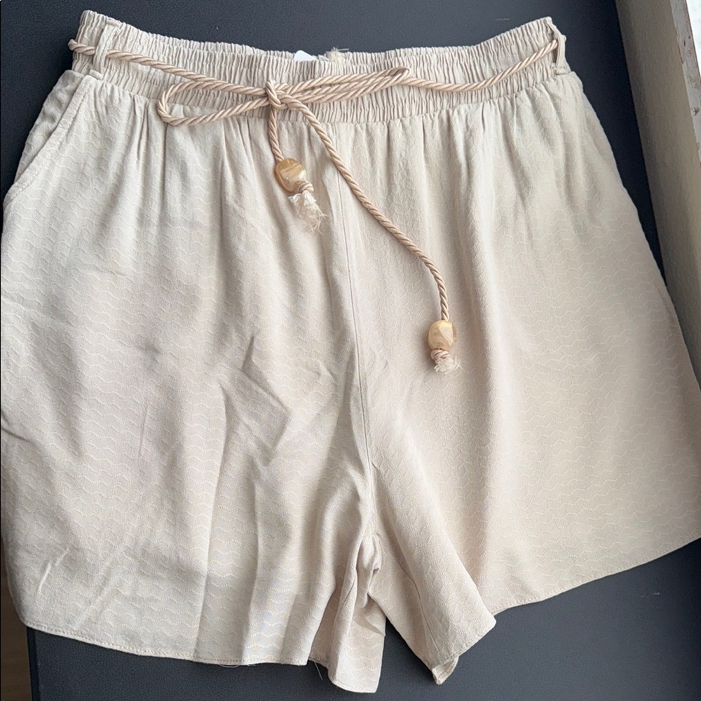 Women's Cream Shorts with Rope Detail. Brazilian
